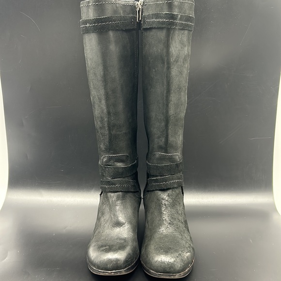 UGG AUSTRALIA DARCIA BLACK LEATHER KNEE HIGH BOOT WOMEN SIZE 8.5 RIDING BOOT - Picture 4 of 14